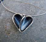 silver mussel heart  necklace 